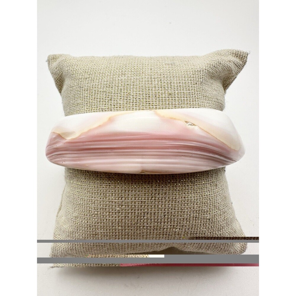 Vintage Pink Queen Conch Shell Bangle Bracelet 6.5”